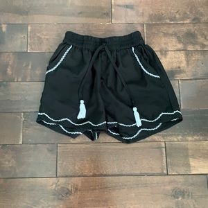 flowy black shorts